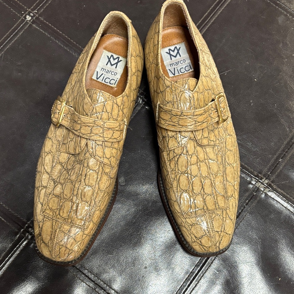 Tan Crocodile Pattern Loafers - image 1